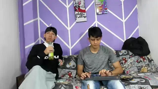 lau_and_boys18 on StripChat