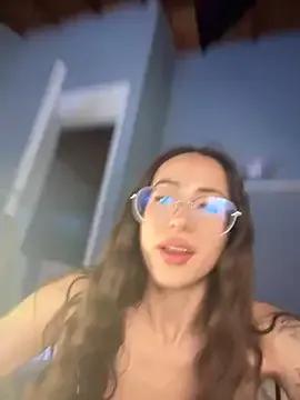 lauravasquez on StripChat