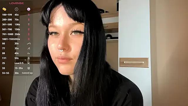 Freechat LaurenOveson on StripChat