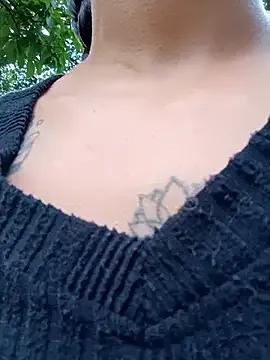 Leslly_ on StripChat