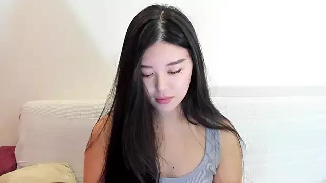 linbaelin on StripChat