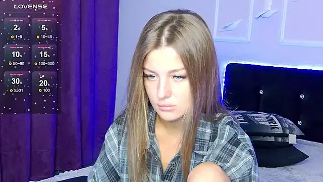 LindaBrilliant on StripChat