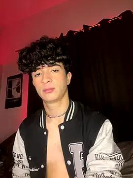 lion_cherry21 — Oil on ass/aceite en el culo 