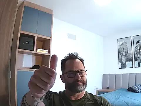 lorenzoDaddy — suck dildo