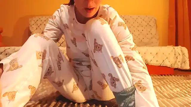 Freechat LovelyAndraGirl on StripChat