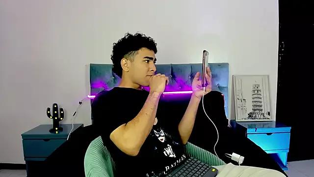 LucasCarterr_ on StripChat