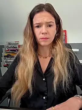 StripChat lucie_mehott is Freechat lucie_mehott — DOIGTE TA PETITE CHATTE