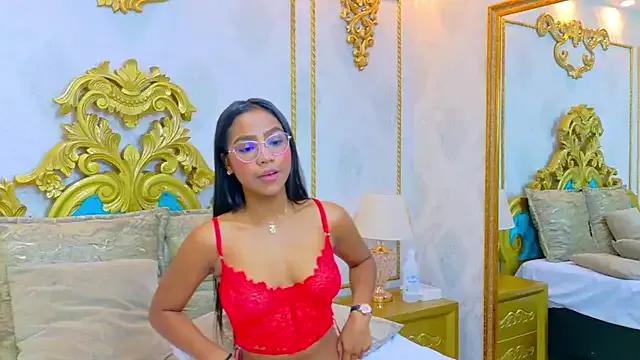 LucyLeah on StripChat