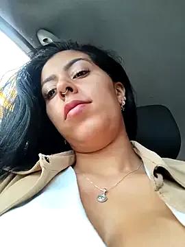 Luianna — Make me hot in public