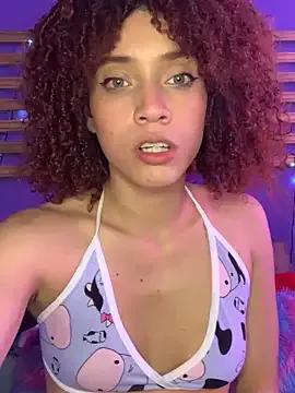 Luna-Vixen1 on StripChat