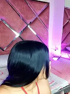 LunaaRosse on StripChat