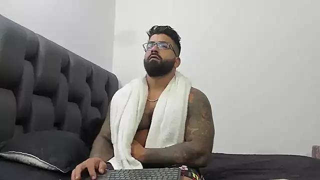 Lyon_vach on StripChat