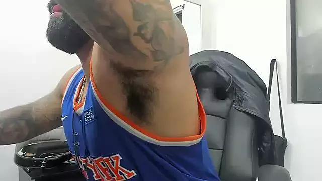 Lyon_vach on StripChat