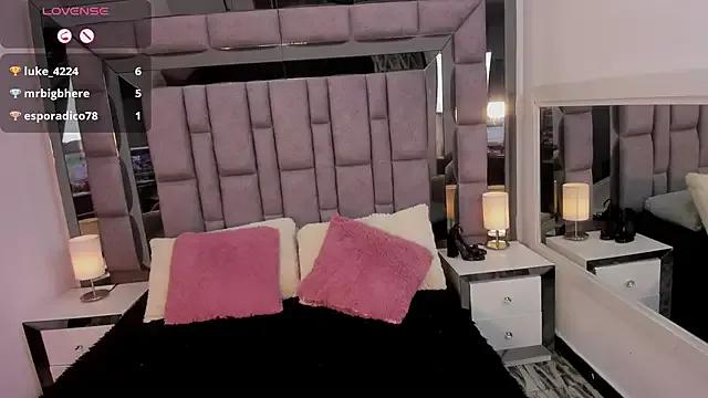 MaddyGray_ on StripChat