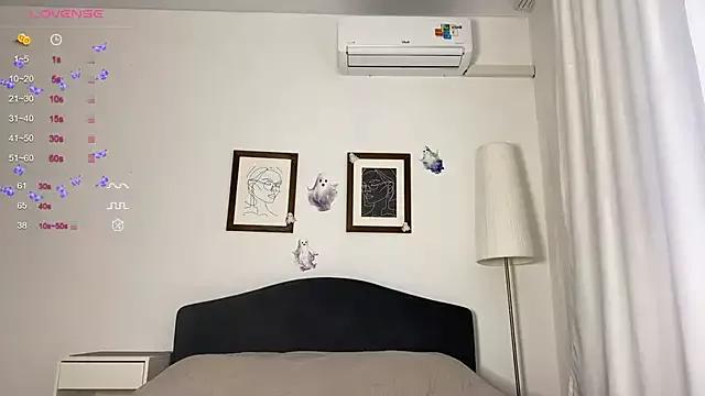 Maria_Bowie on StripChat