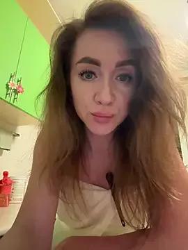 MarinaDiva11_74 on StripChat