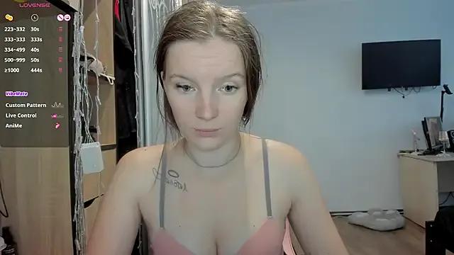 Mary_Blu on StripChat