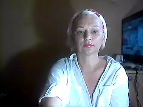 MaryJane441 on StripChat