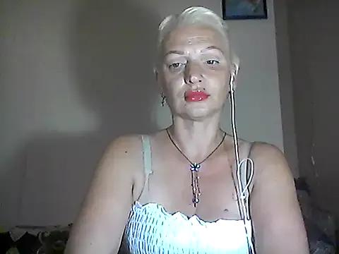 MaryJane441 on StripChat