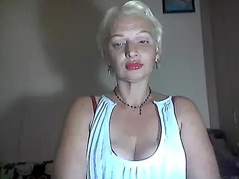 MaryJane441 on StripChat