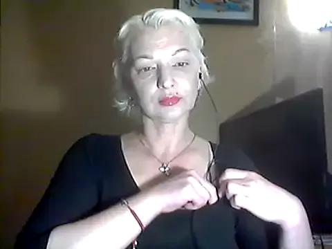 MaryJane441 on StripChat