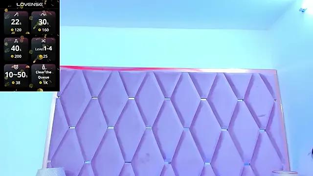 MaskedGirl_ on StripChat