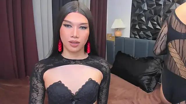 StripChat MaxCollins is Freechat MaxCollins — cumshow for everyone reach goal