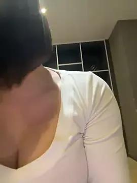 May-Squirt on StripChat