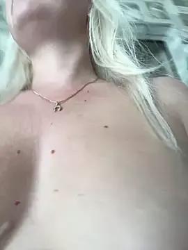 Freechat MerlinDave on StripChat