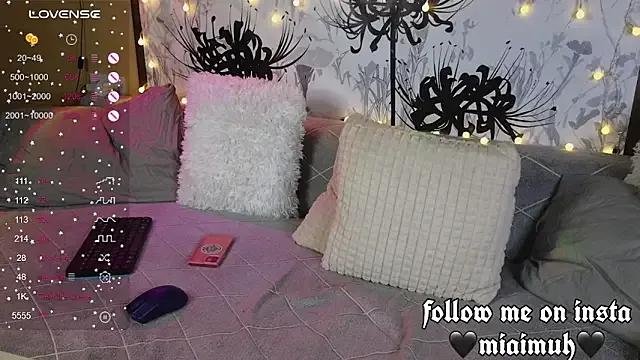 StripChat mia__yui is Freechat mia__yui — SLOPPY BLOWJOB WITH FINGERS