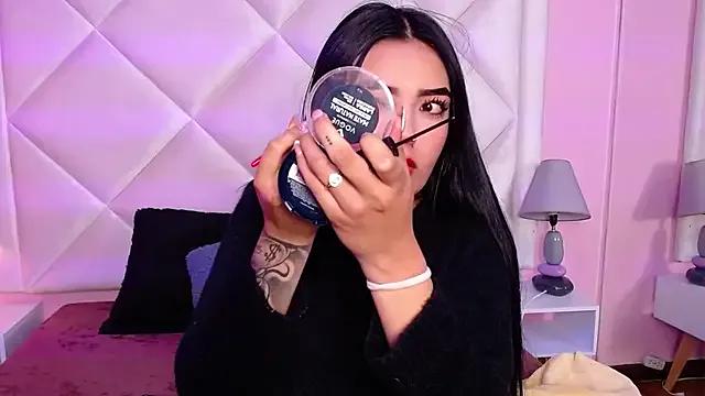 Miaa_Smithh__ on StripChat