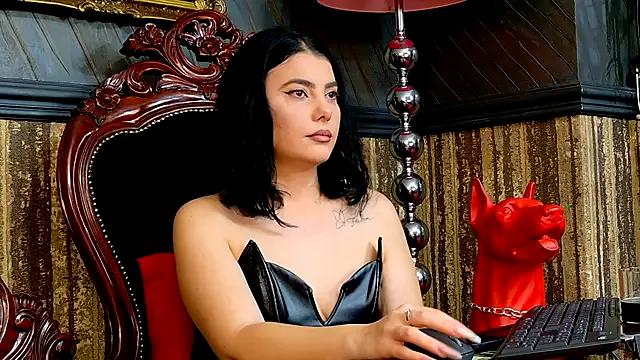 MistressEly on StripChat