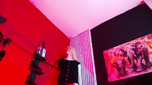 MistressSlut1 on StripChat