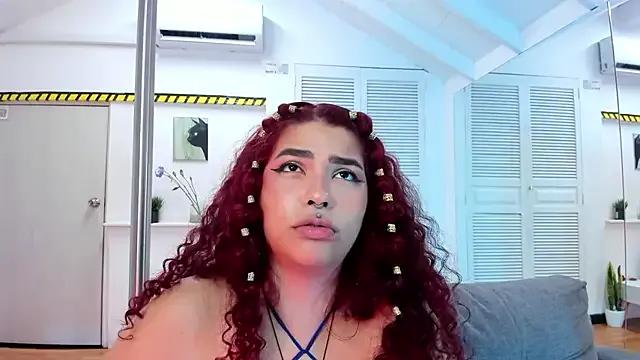 MizzHell on StripChat