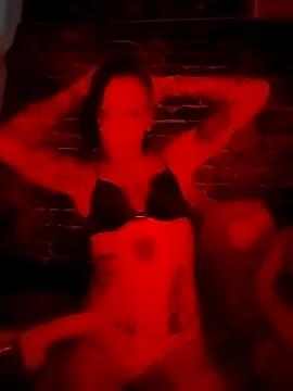 MommyMisfit on StripChat