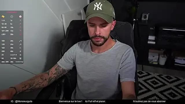 monsieurguitsxxx on StripChat
