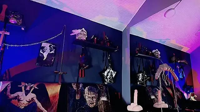 MorganaCrowley on StripChat