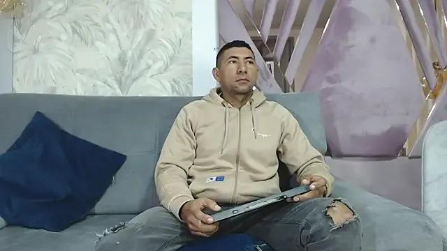 Morganandmegan on StripChat