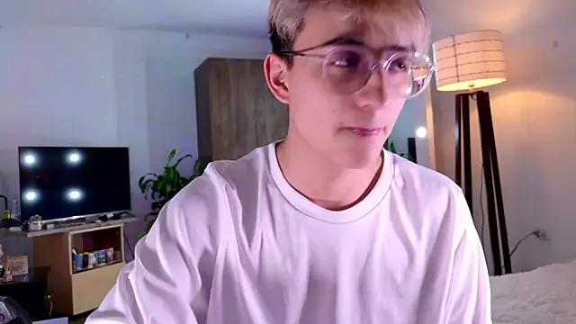 Mr_evan1 on StripChat