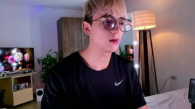 Mr_evan1 on StripChat