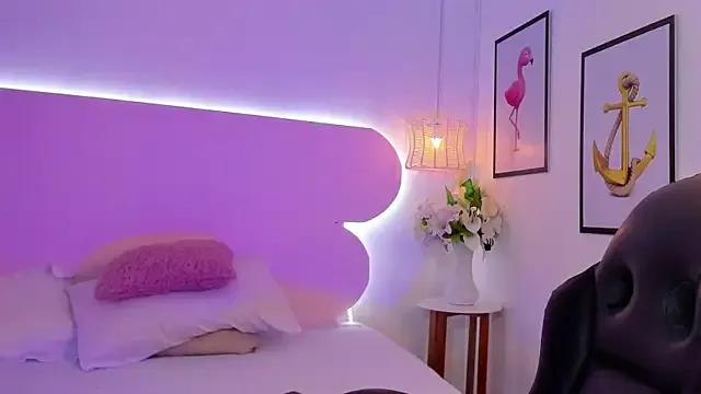 naomiii__ on StripChat