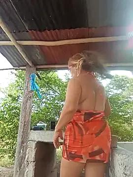 natally_ross21 on StripChat