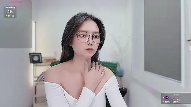 Natasha2025 on StripChat