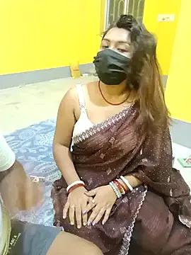 Naughty-Chaaya on StripChat