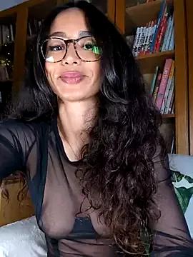 Freechat Naughty-Jessie on StripChat