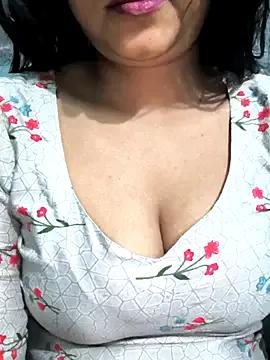 NEETU-89 — Ass finger full nude