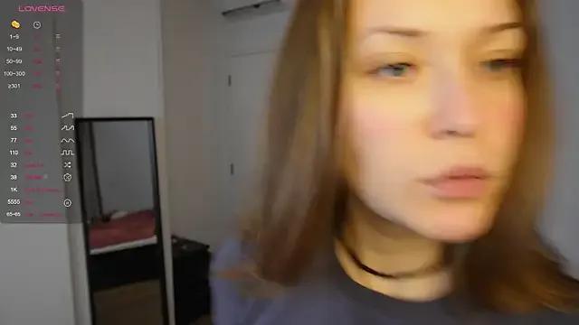 NeonyMuse — take off my shorts