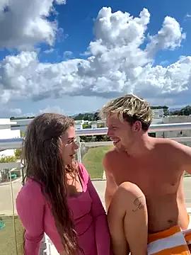 NickyGold_Official on StripChat