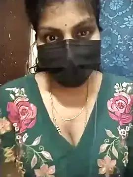 Nithiila on StripChat