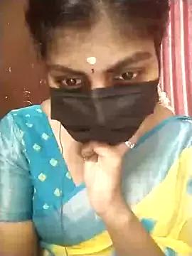 Nithiila on StripChat